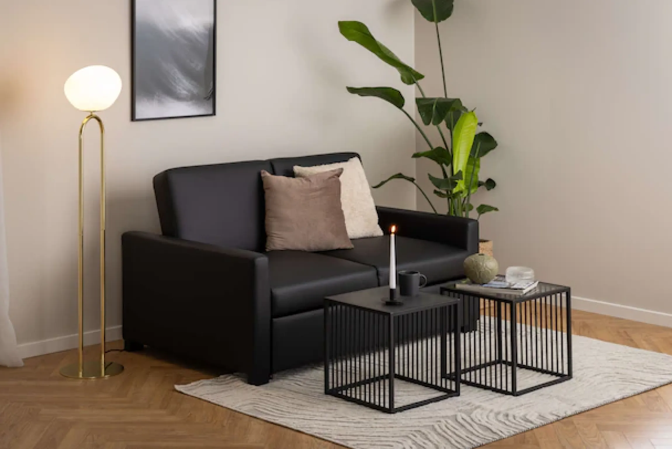ACTONA GROUP Beistelltisch »Strington, robuster Ecktisch im skandinavischem Design, robust« Ecktisch, Glas, pflegeleicht, vertikalen Metalllamellen, H: 63 cm