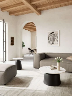 ACTONA GROUP Couchtisch »Santorini Kaffetisch - modern & stilvoll mit langlebiger Keramikplatte« Hellbeige Travertin-Keramik, graues Stahlgestell. Ø: 70 cm