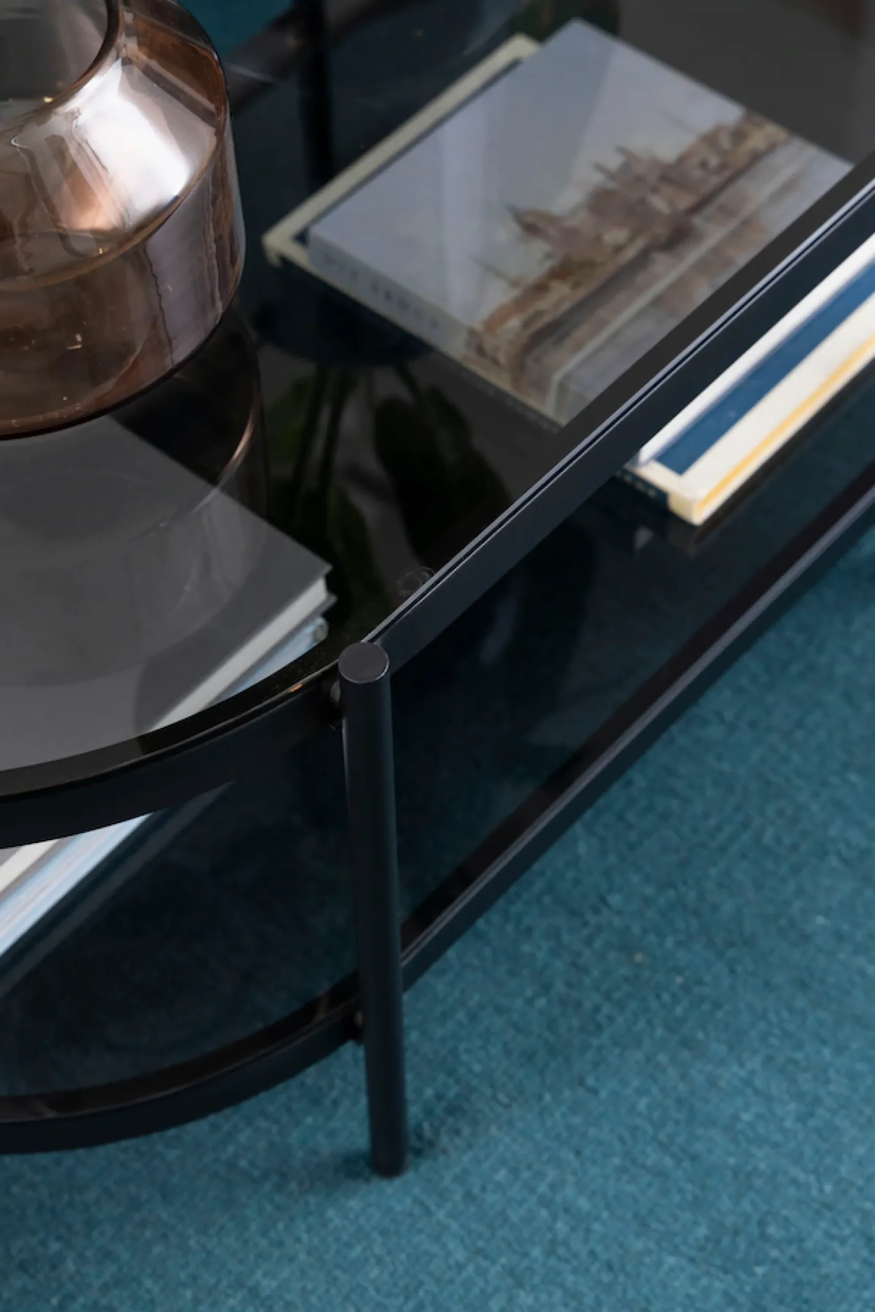 ACTONA GROUP Couchtisch 1 Stk. tlg. tischplatte aus gehärtetem Rauchglas.Oval, 1 Ablage, B: 95 cm