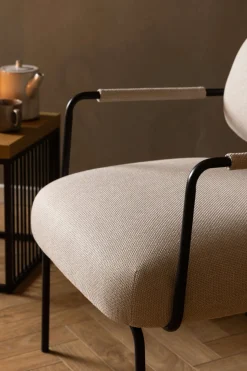 ACTONA GROUP Loungesessel »Dillon Polstersessel, Armlehne,« Loungestuhl, beiger Stoff, schwarze Stahlbeine, Sitzhöhe: 46,5 cm
