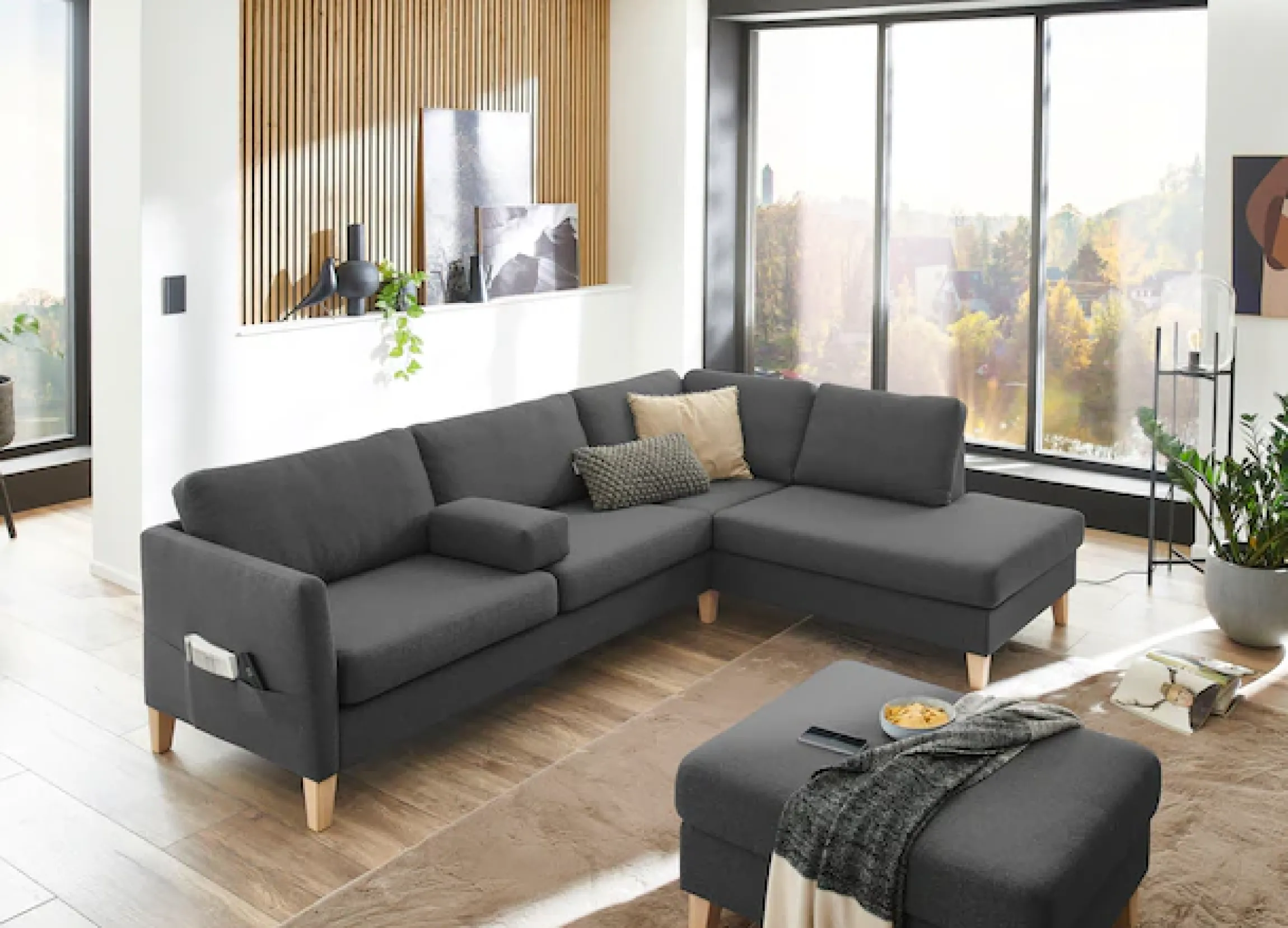 ATLANTIC home collection Hocker »Mailo« Maße (BxTxH): 88x69x45 cm, mit Massivholzfüßen