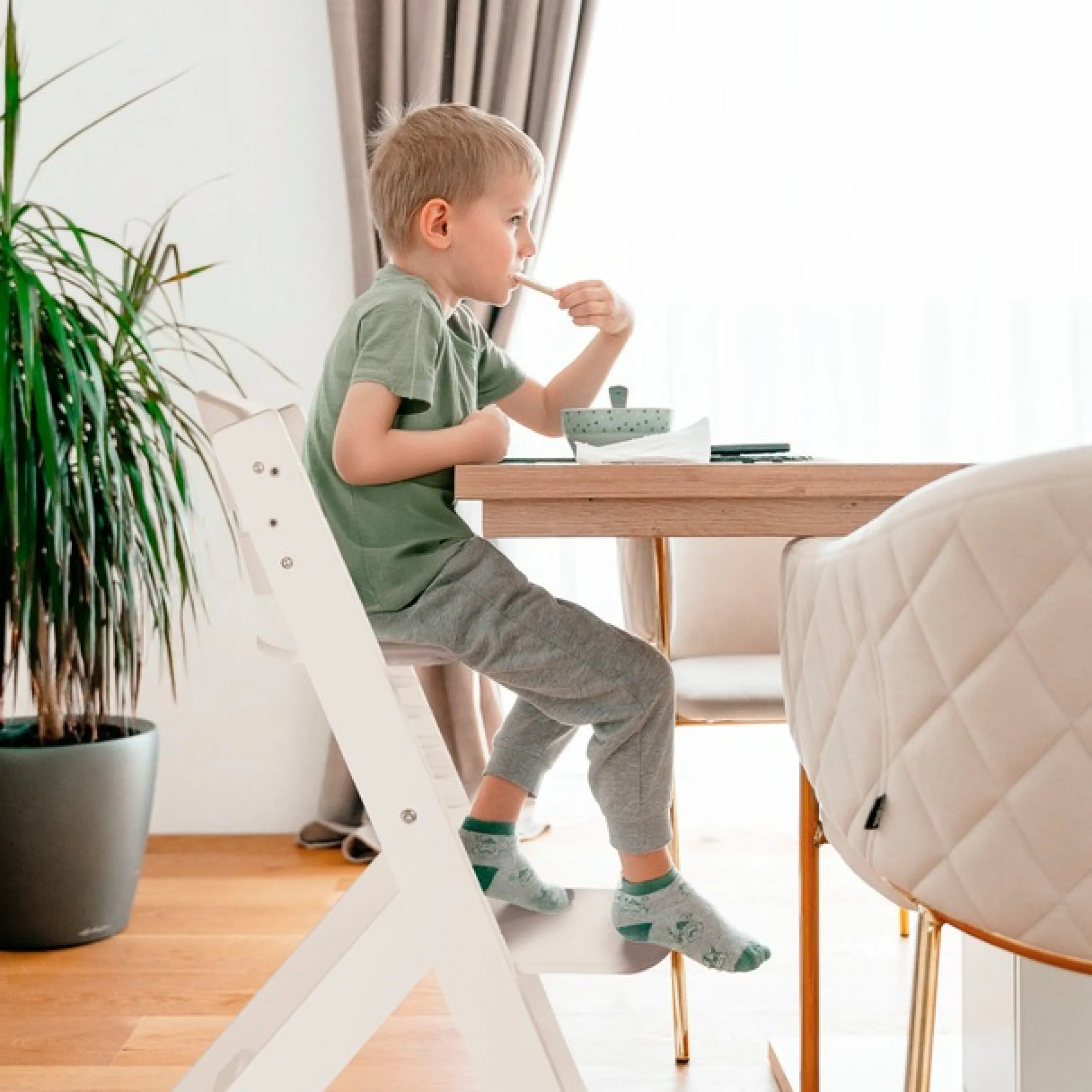 BabyGo Hochstuhl »Family, white« ()