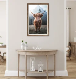 Bönninghoff Bild mit Rahmen »Wandbild gerahmt HOCHLANDRIND 50x70 cm – Rustikale Tierdeko aus den« Berge | Hochlandrind | Landschaft | Natur | Tiere 1 Stk. tlg. mit dekorativem Rahmen