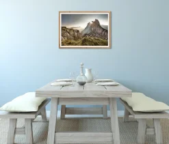 Bönninghoff Bild mit Rahmen »Wandbild gerahmt BERGE SONNENAUFGANG 50x70 cm – Landschaftsbild Alpen« Berge | Blumen | Felsen | Natur | Sonnenaufgang 1 Stk. tlg. mit dekorativem Rahmen