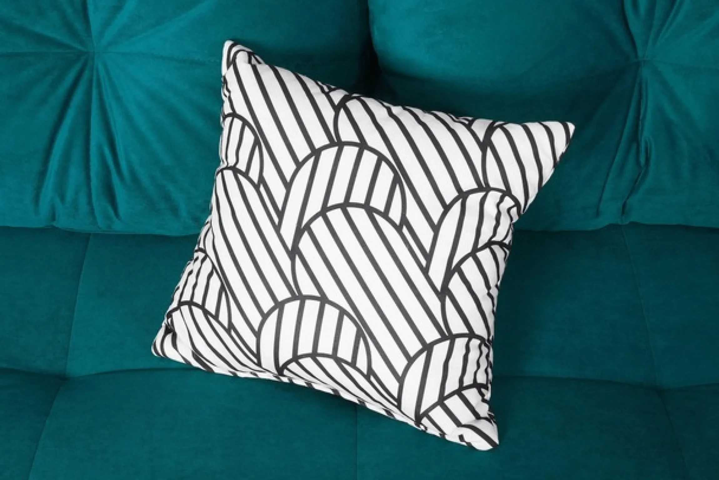 COLLECTION AB Schlafsofa »Solar, B: 225 cm, Liegel. 136x200 cm« Schlaffunktion, Bettkasten & 1 Zierkissen, Federkern