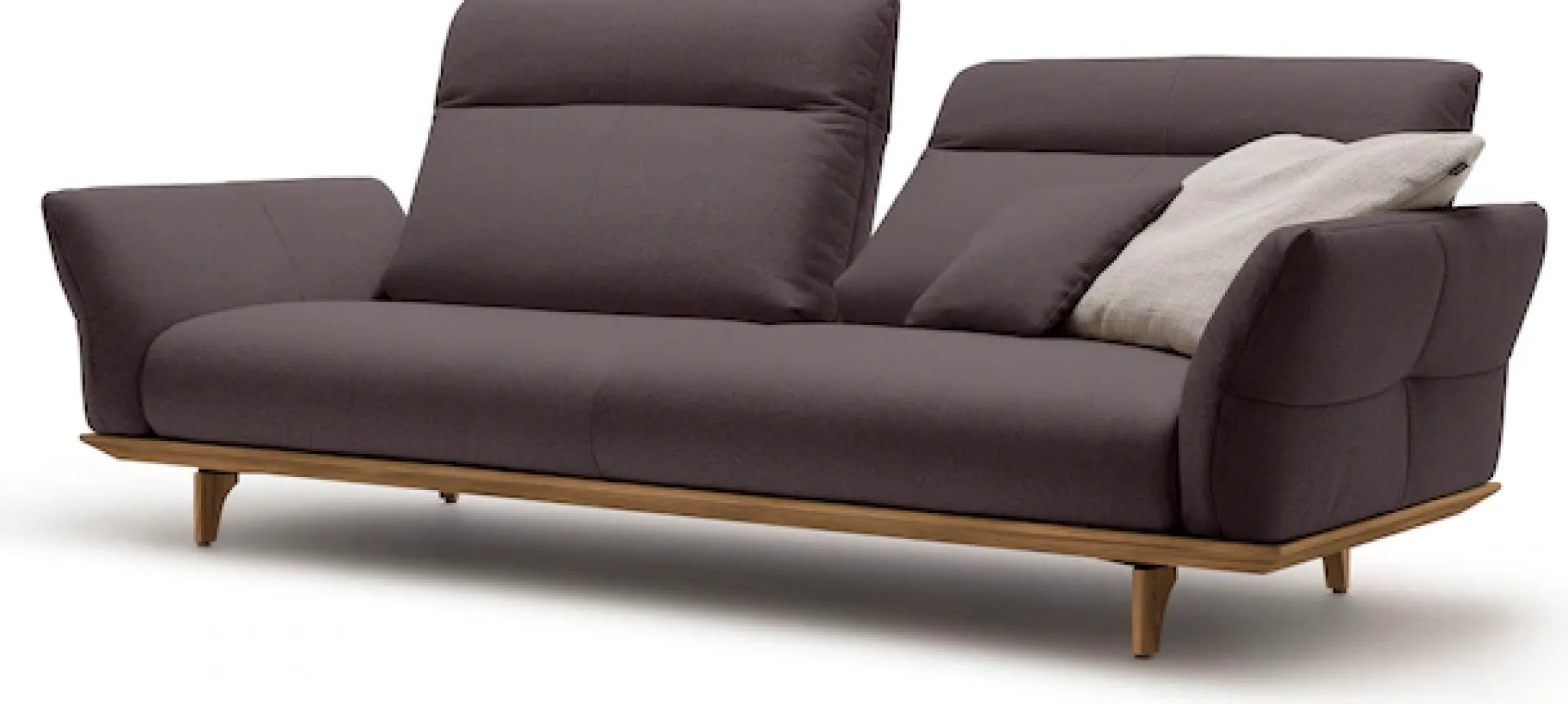 Creation BY ROLF BENZ 3,5-Sitzer »CR.460 Designsofa, erstklassiger Sitzkomfort, verstellb. Rückenlehne« Sockel und Füße in Nussbaum, Breite 228 cm