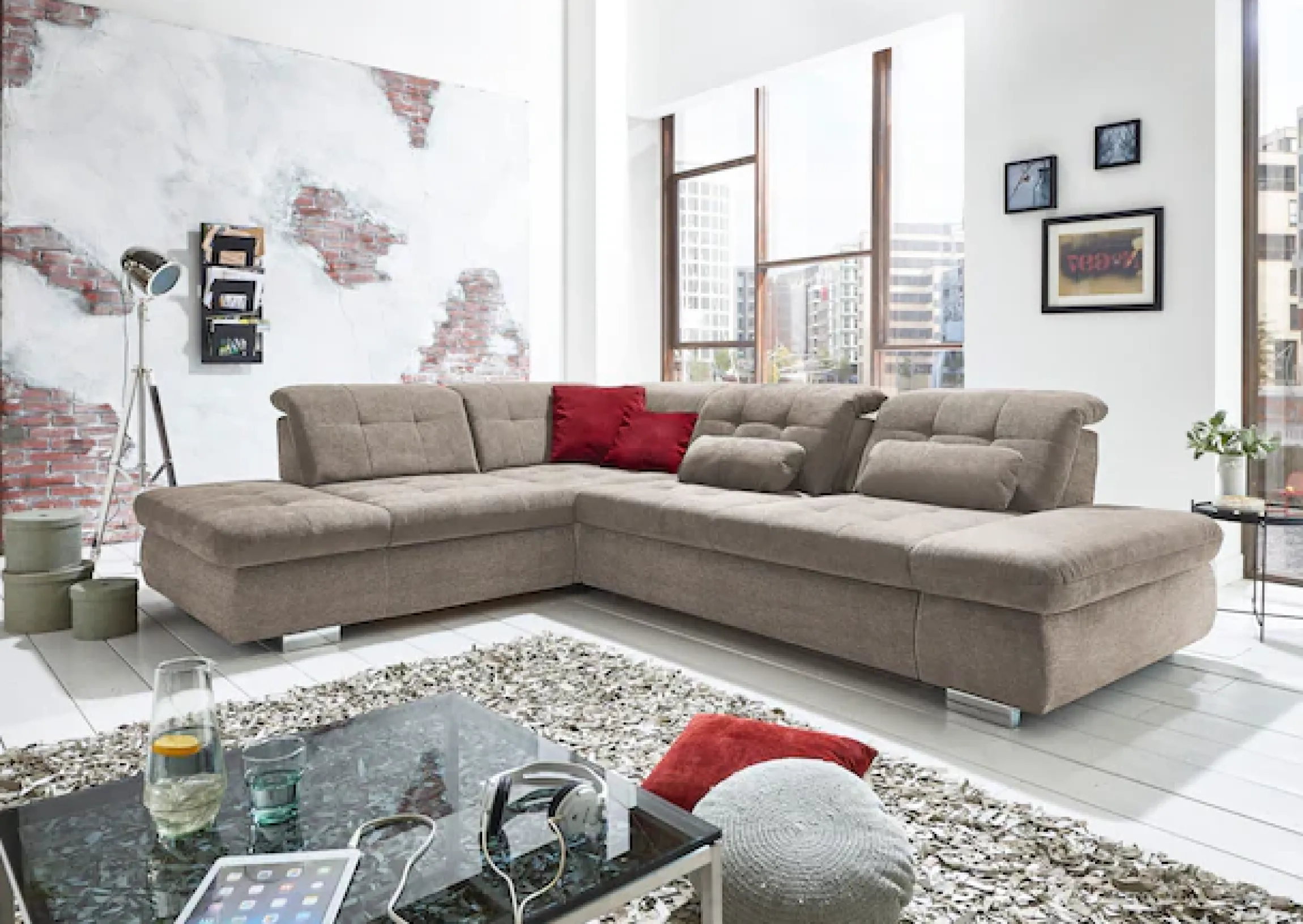 Die PlanBar Ecksofa »MP-IN17004 L-Form, Breite 323 cm, mit Federkern-Polsterung« inkl. Sitztiefenverstellung, wahlweise weitere Funktionen