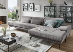 Die PlanBar Ecksofa »MP-IN20126 L-Form mit Federkern-Polsterung« mit Kopfteilverstellung, optional Sitztiefen- & Armteilverstellung