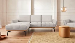 exxpo - sofa fashion Ecksofa »Palic, inkl. Rückenverstellung, bequem, elegant, Breite 245cm, L-Form« vom Sofa zum Hochlehner. Hohe Füße und Holzblende als Designmerkmal