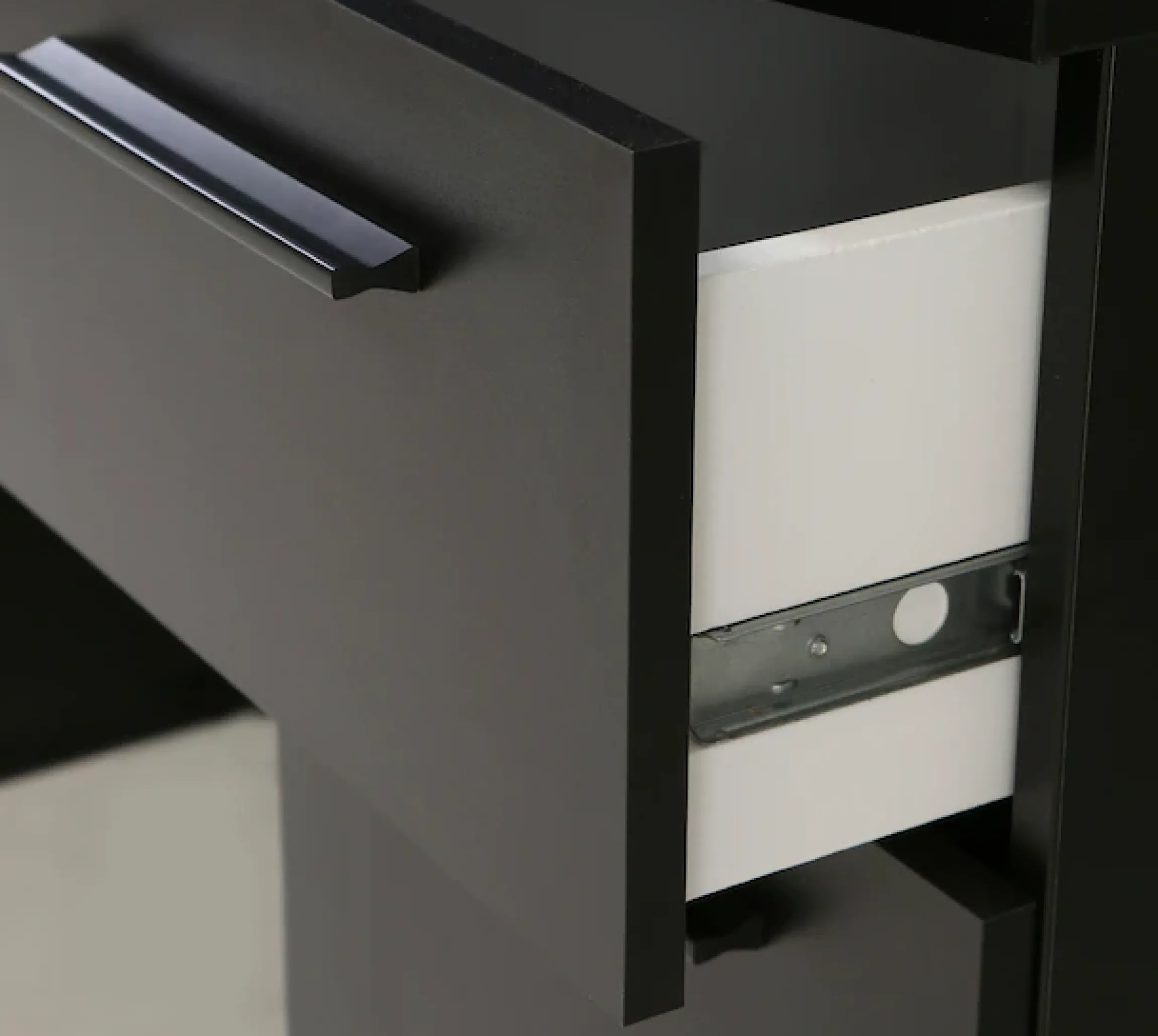 FORTE Gamingtisch »Ayo« mit LED-RGB Beleuchtung, moderner Schreibtisch, Breite 140 cm