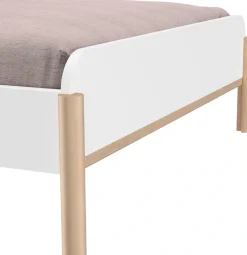 Gami Jugendbett »Einzelbett, Kinderbett, mit LED-Beleuchtung am Kopfteil, 90x200 cm« Elegantes Design für eine sanfte und feminine Atmosphäre.
