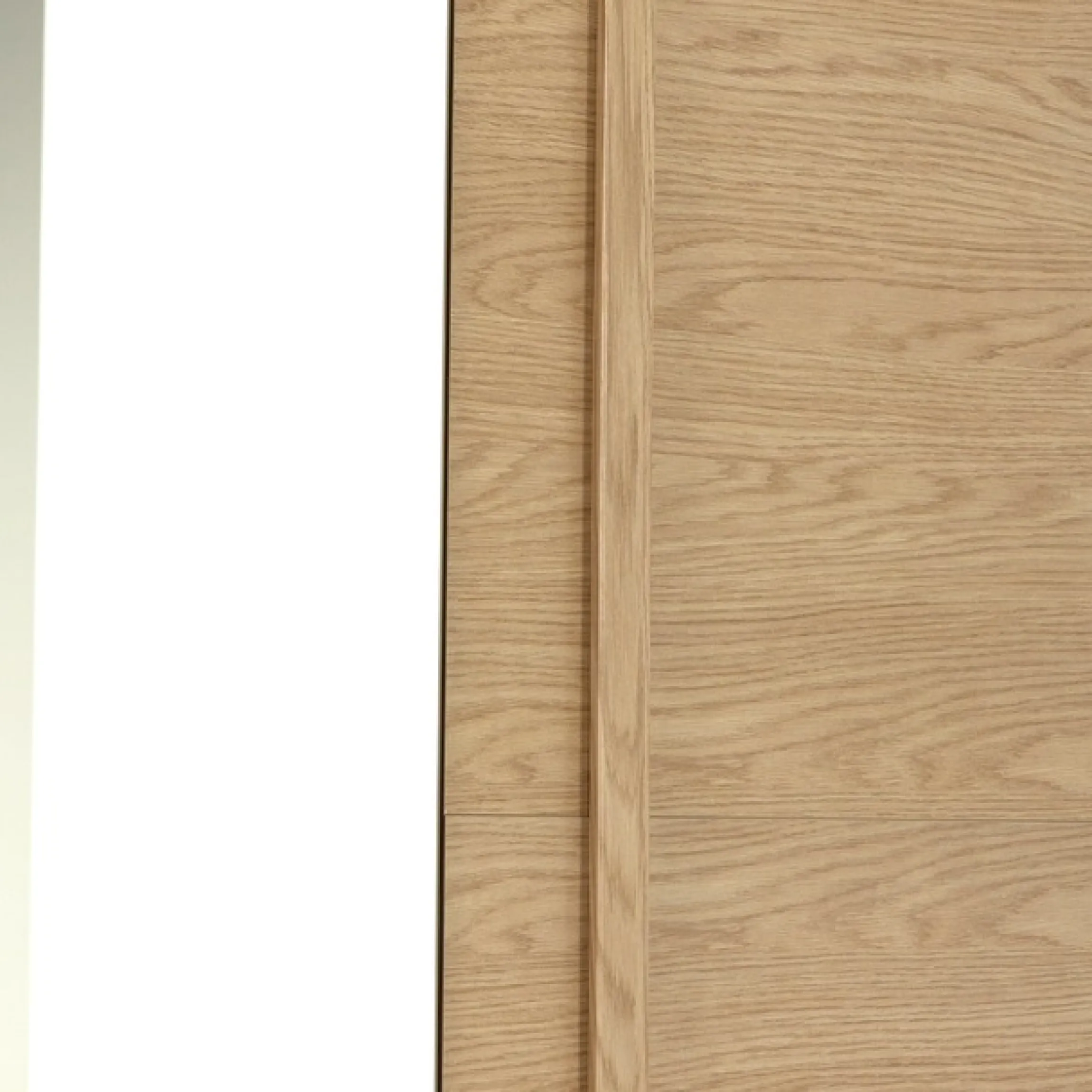 Gami Kleiderschrank »IZADI« Sehr praktisch mit Kleiderstange und Wäschefächern
