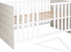 Home affaire Babyzimmer-Komplettset »Geert« Set, Kinderbett, Regal, Schrank, Wickelkommode, 4 Stk. tlg. Made in Germany; mit Kinderbett, Regal, Schrank und Wickelkommode
