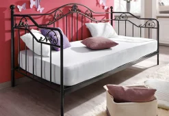 Home affaire Daybett »TOPSELLER!« mit aufwendigen Verzierungen, inklusive Lattenrost aus Metall