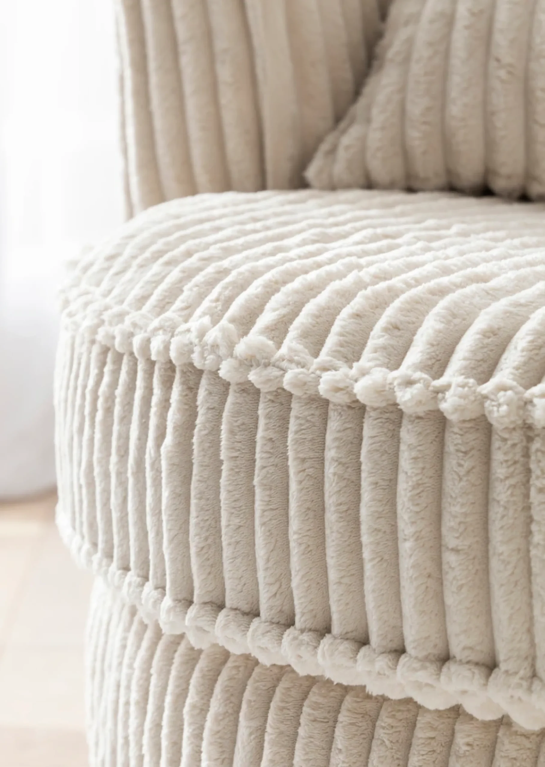 Home affaire Drehsessel »MAISIE Cord, Lese-Sessel, Love Seat,« trendige Stoffe MEGA CORD und Web-Velours, 360 Grad drehbar