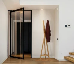 Home affaire Garderobenständer im skandinavian Design, aus Eiche massiver Eiche, FSC®