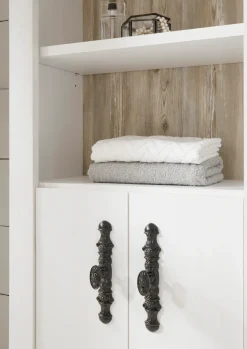 Home affaire Hochschrank »Florenz, Badschrank im Landhausstil, Schrank mit Metallgriffen« in Pinie Weiß, offenes Fach und ausreichend Stauraum hinter Drehtüren