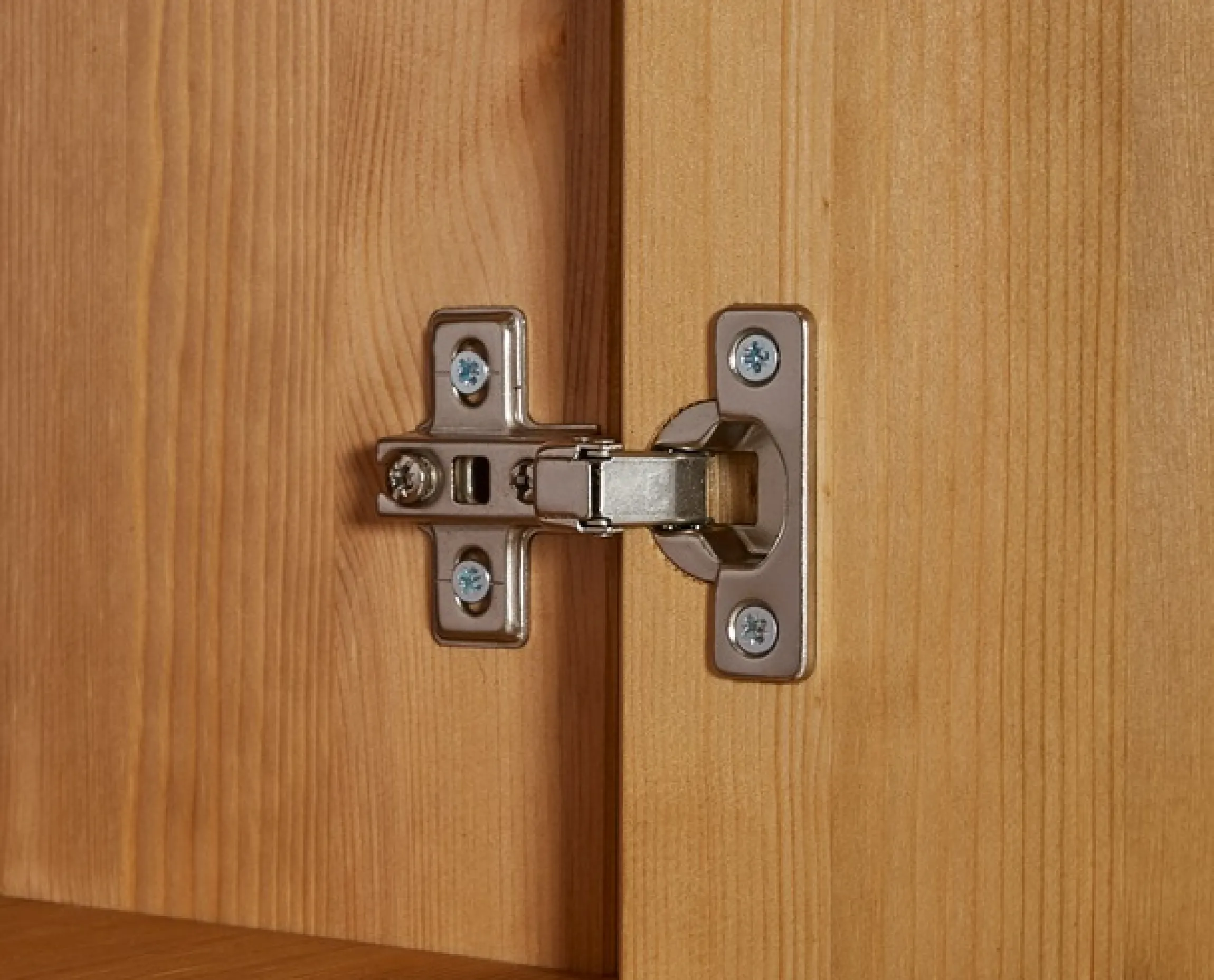 Home affaire Hochschrank »Vili« Badezimmerschrank, Höhe 175 cm, 2 Schubladen, 3 Türen, aus Massivholz