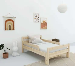 Home affaire Kinderbett »Wenke,ausziehbar von 140 bis 200 cm, FSC®« 90cm Breite, 140-200cm Liegefläche,massive Kiefer, mit Lattenrost, zeitlose Optik,Rausfallschutz