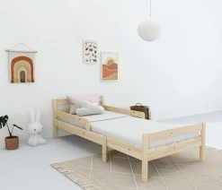 Home affaire Kinderbett »Wenke,ausziehbar von 140 bis 200 cm, FSC®« 90cm Breite, 140-200cm Liegefläche,massive Kiefer, mit Lattenrost, zeitlose Optik,Rausfallschutz