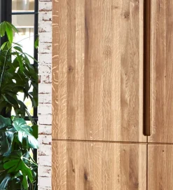 Home affaire Kleiderschrank »Azelie, aus Wildeiche« Massivholz-Kleiderschrank, im 50 cm Raster planbar
