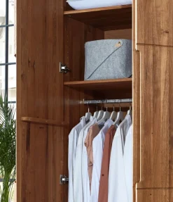 Home affaire Kleiderschrank »Azelie, aus Wildeiche« Massivholz-Kleiderschrank, im 50 cm Raster planbar