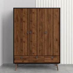 Home affaire Kleiderschrank »RY« mit 3 Türen und 3 Schubladen, Breite/Höhe 150/200 cm