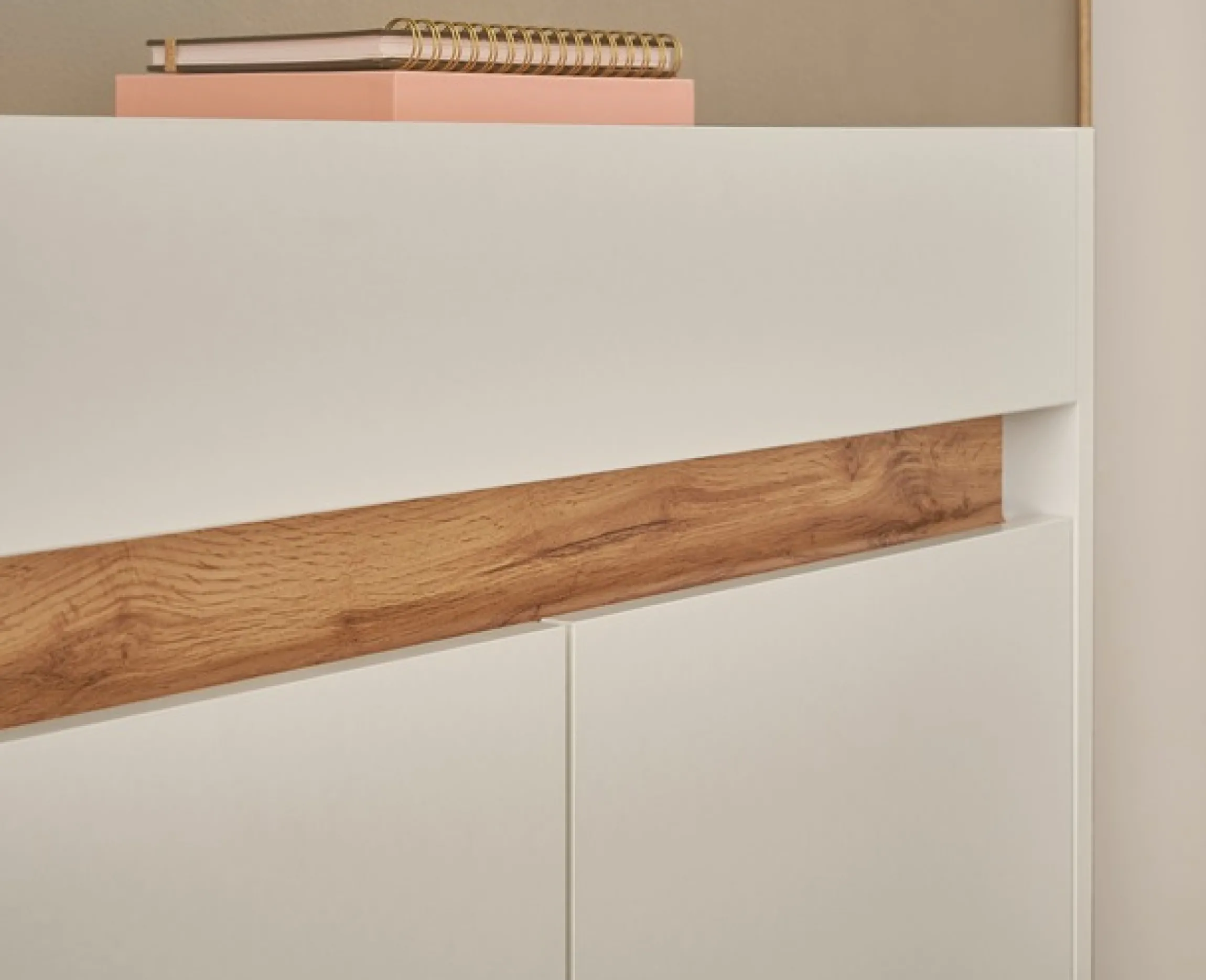 Home affaire Kommode »GiRON/CiTY, Schrank in vier Farben, modernes Sideboard, Kommode« in zwei Farben erhältlich, 2 Türen, 1 Schubkasten, 80 cm breit