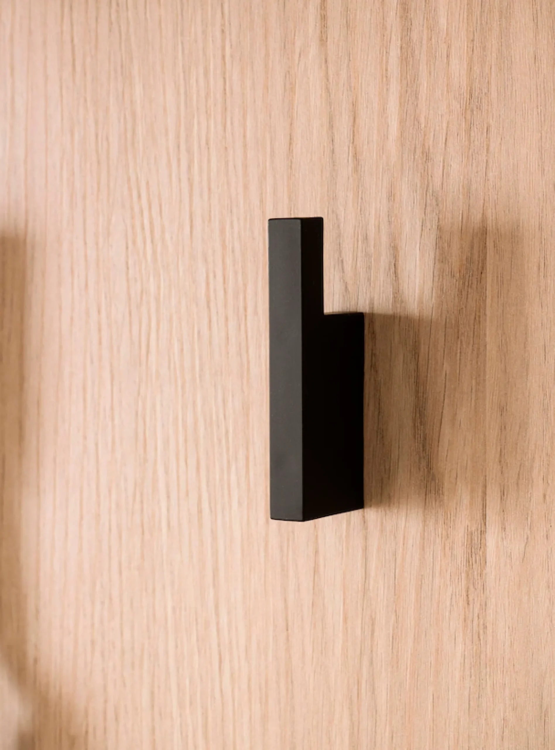 Home affaire Kompaktgarderobe »Torge, Garderobe mit Stauraum, Garderobenschrank im Scandic Design« in zwei Farben, viel Stauraum, 107 cm breit, für kleine Räume geeignet