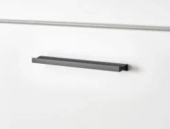 Home affaire Lowboard »Brixen, moderner TV-Schrank, Kommode in Eiche Evoke Dekor mit Weiß« Metallgriffe, ausreichend Stauraum, vielseitig einsetzbar