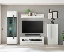 Home affaire Lowboard »Cantara, TV-Unterteil modern, Kommode in Eiche Evoke, Weiß o Kaschmir« schwarze Stangengriffe, ausreichend Stauraum, vielseitig einsetzbar