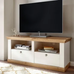 Home affaire Lowboard »Cremona, TV-Unterteil im Landhausstil, Kommode, moderner TV-Schrank« Metallgriffe, ausreichend Stauraum, vielseitig einsetzbar 152 cm breit