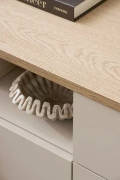 Home affaire Lowboard »Fredericia, TV-Schrank in Kaschmir, moderner TV-Unterschrank, Kommode« zeitlos, schwarze Metallgriffe und -füße, ausreichend Stauraum