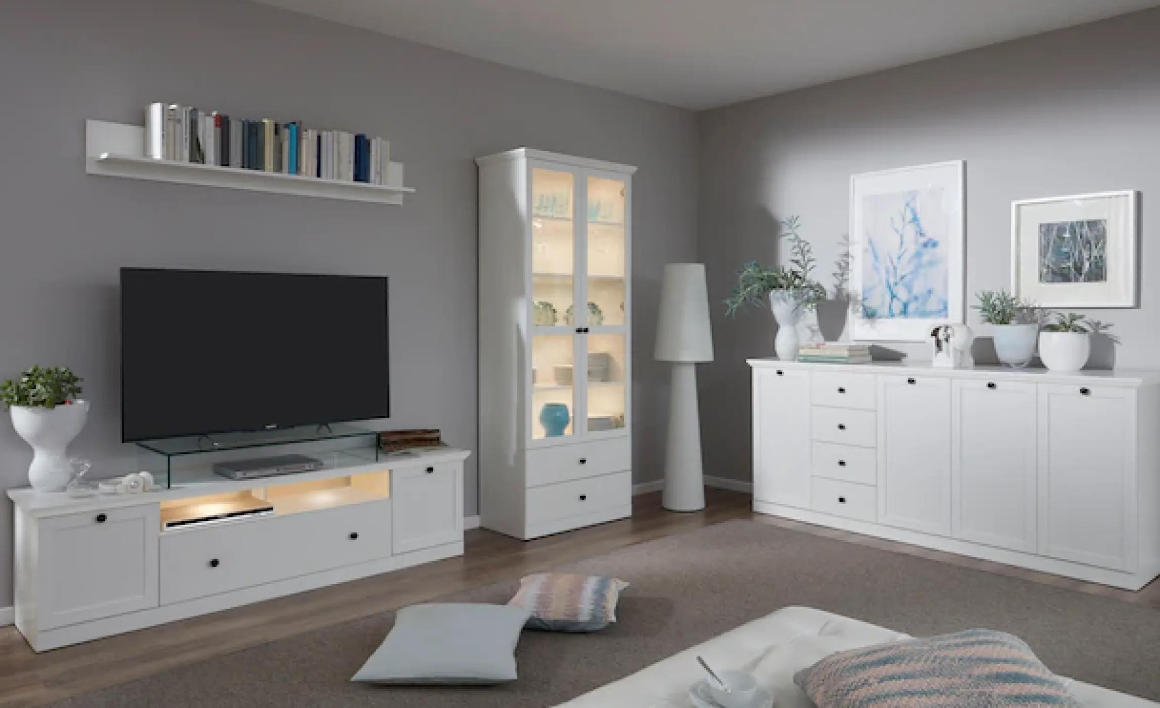 Home affaire Lowboard »Örebro« Kommode, zeitloser Landhausstil, Beleuchtung optional