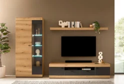 Home affaire Lowboard »Soleto, moderner TV-Schrank, Kommode, TV-Unterschrank« zeitlos, schwarze Griffe aus Metall, ausreichend Stauraum