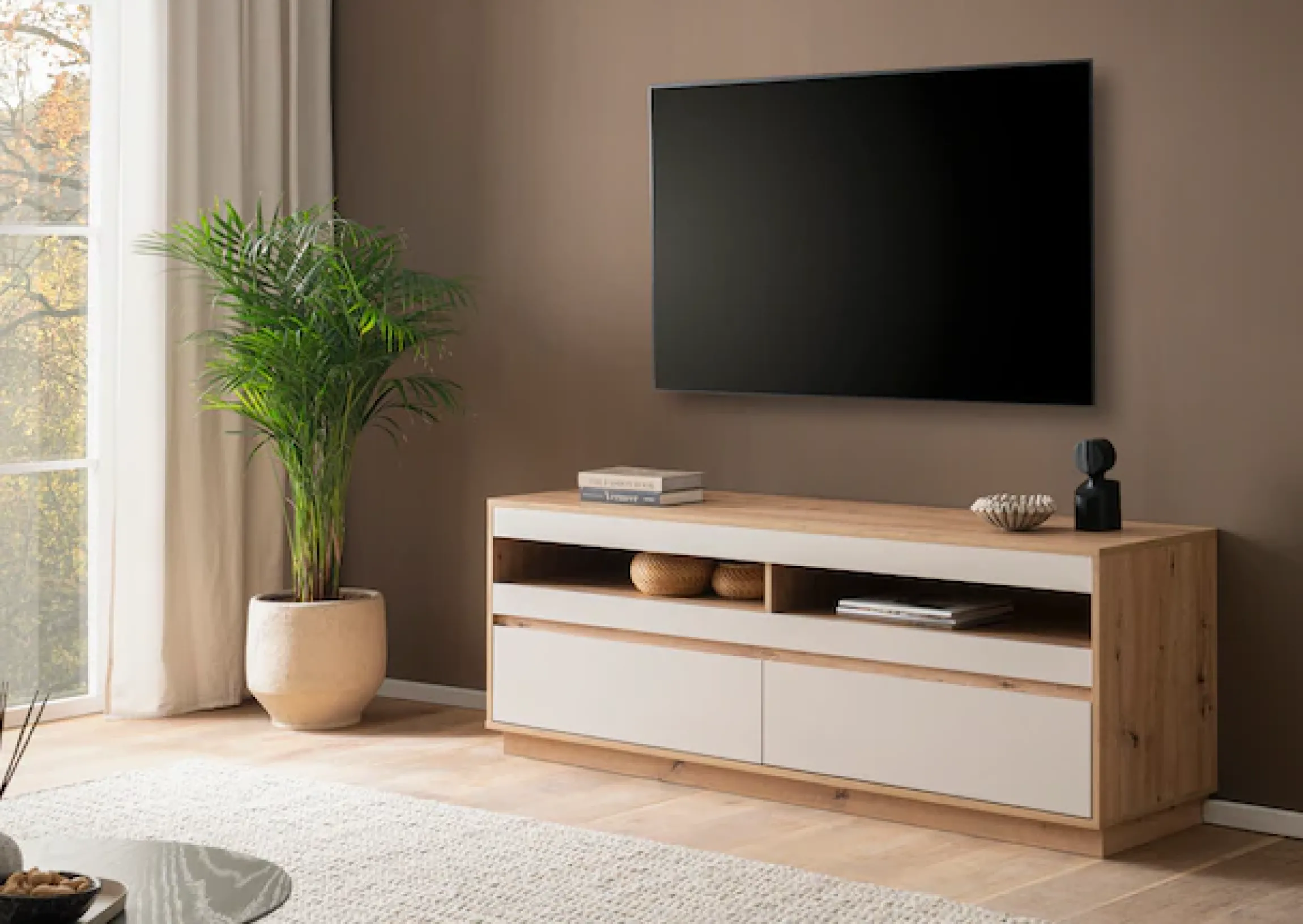 Home affaire Lowboard »Sonora, moderner TV-Unterschrank, Kommode in Eiche Artisan, TV-Schrank« filigrane Rahmenoptik, ausreichend Stauraum, vielseitig einsetzbar
