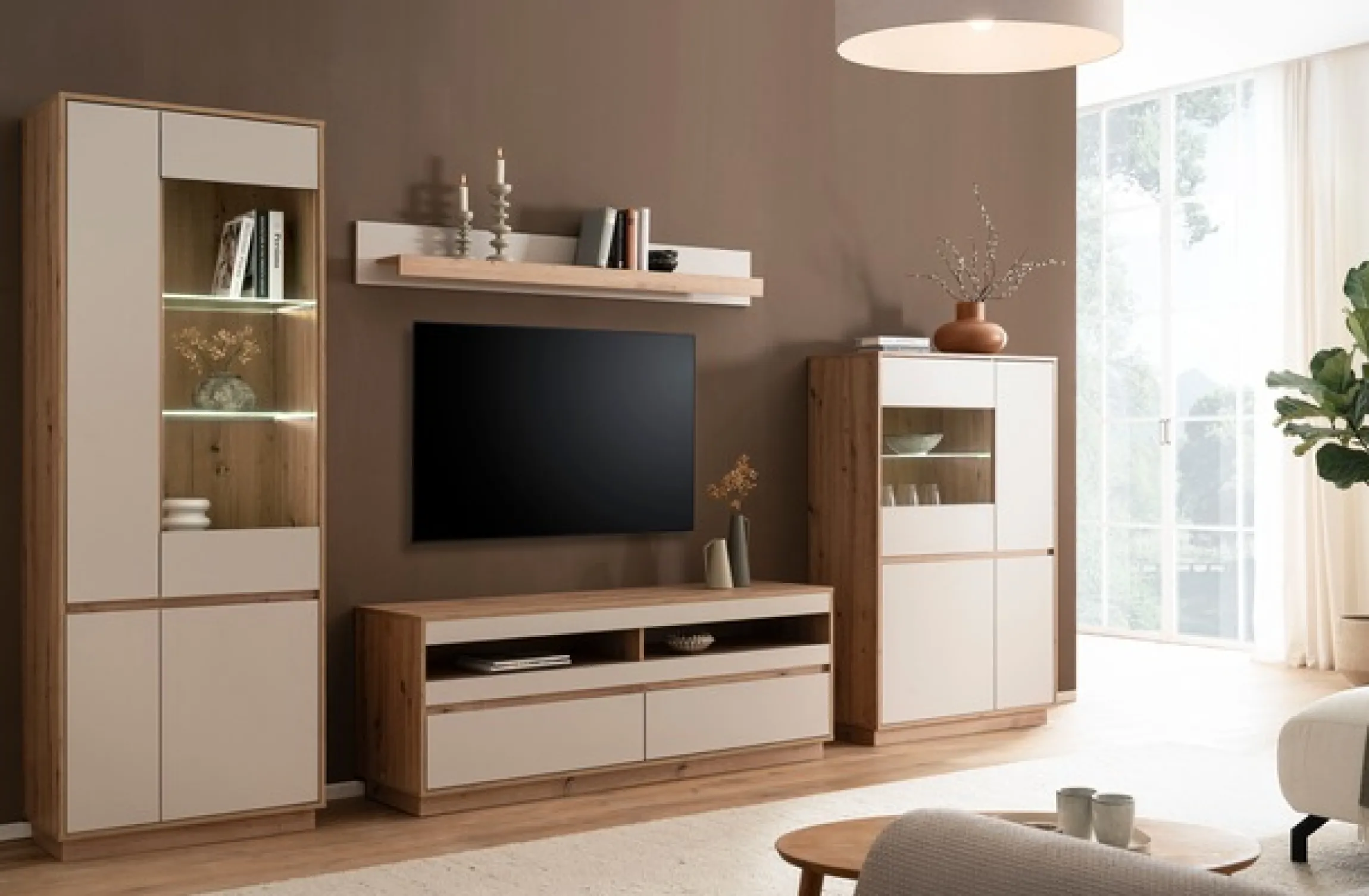 Home affaire Lowboard »Sonora, moderner TV-Unterschrank, Kommode in Eiche Artisan, TV-Schrank« filigrane Rahmenoptik, ausreichend Stauraum, vielseitig einsetzbar
