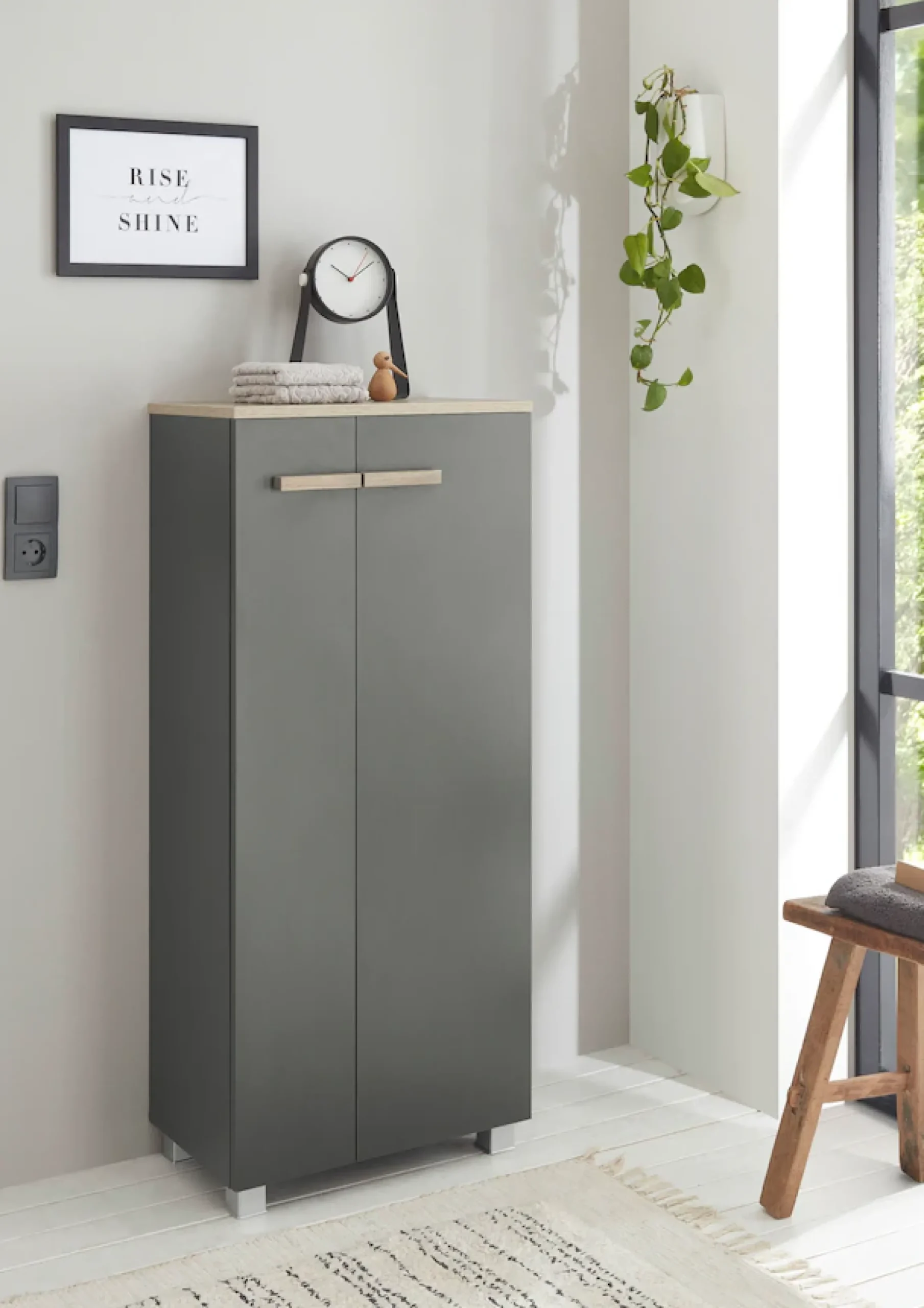 Home affaire Midischrank »SOLiD, Badschrank im modernen Design, Schrank mit Holzgriffen« in zwei Farben verfügbar, mit Stauraum, stehend o. hängend montierbar