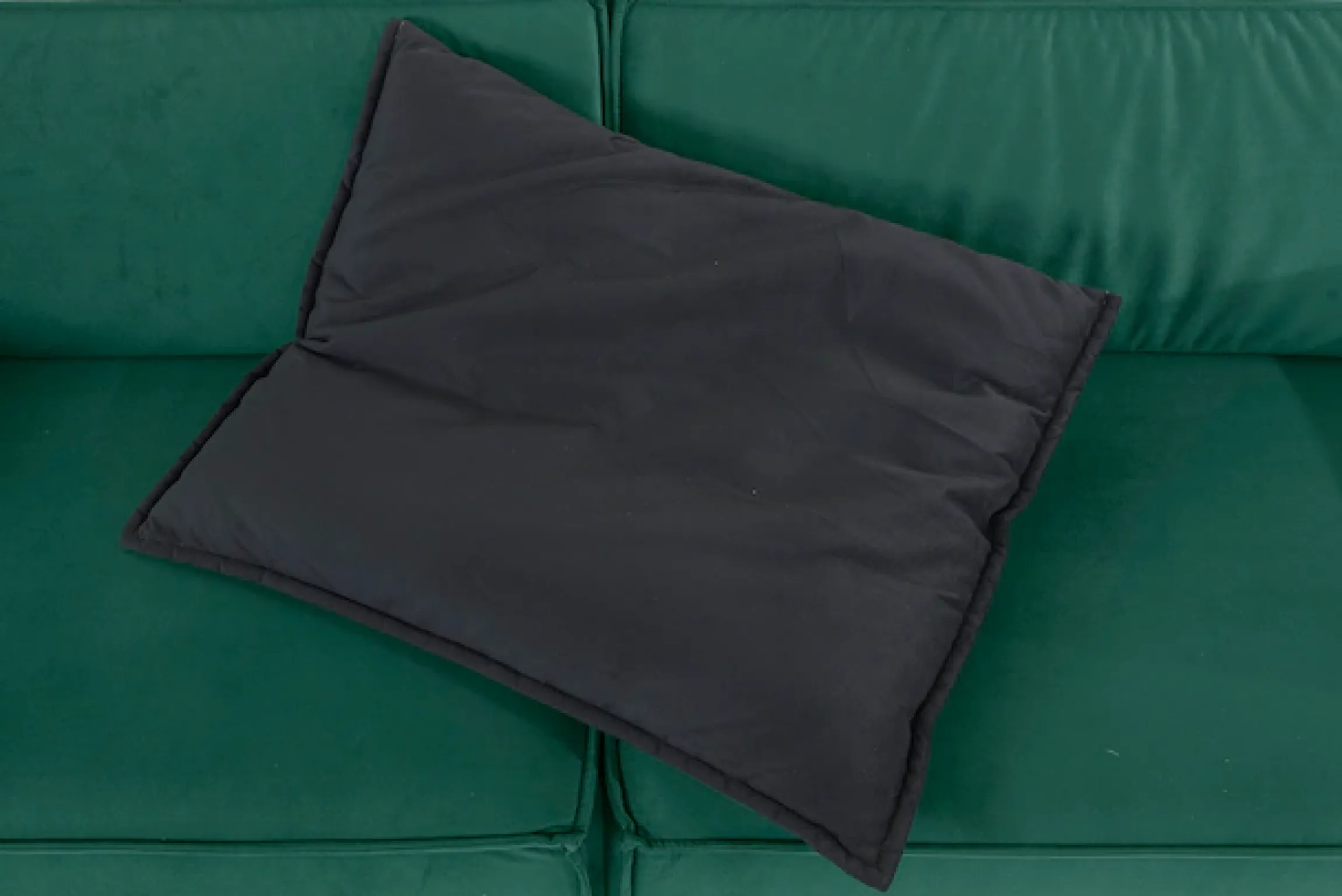 Home affaire Schlafsofa »Marva, B: 245 cm, Liegel. 152x190 cm« Schlaffunktion, Bettkasten & 1 Zierkissen, Federkern