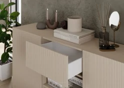 Home affaire Sideboard »Rio Breite 181 cm, Kommode mit 2 Türen u. 2 Schubkästen,« geriffelte MDF-Fronten, modern u. elegant, viel Stauraum