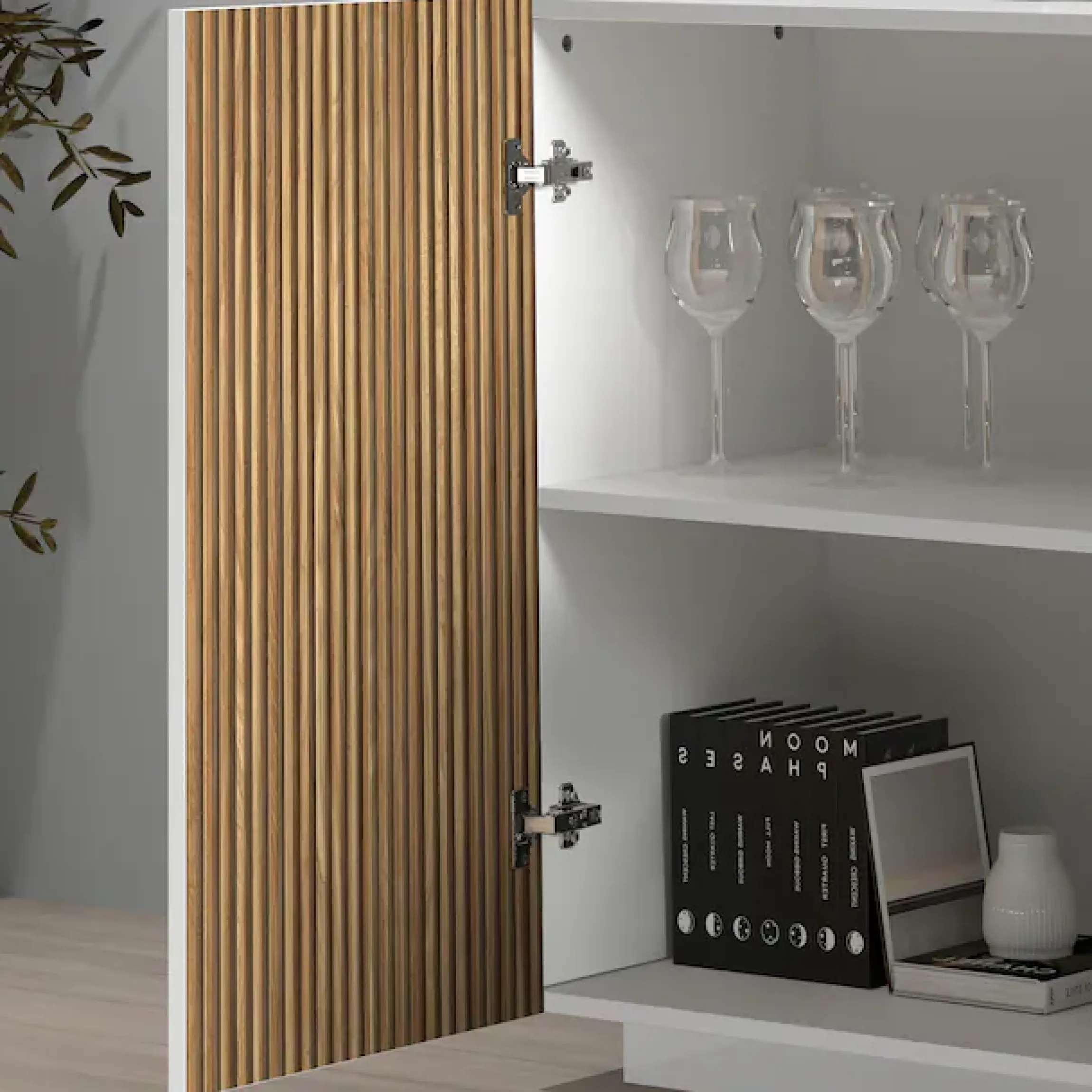 Home affaire Sideboard »Vega Sideboard,Kommode,220 cm« mit 4 Türen und 3 Schubladen,Fronten mit Rillen-Optik
