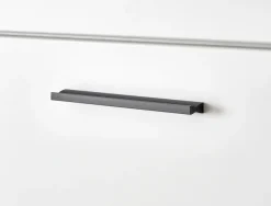 Home affaire Vitrine »Brixen, Vitrinenschrank in Eiche Dekor, moderne Standvitrine« Metallgriffe, ausreichend Stauraum, vielseitig einsetzbar, 80 cm breit