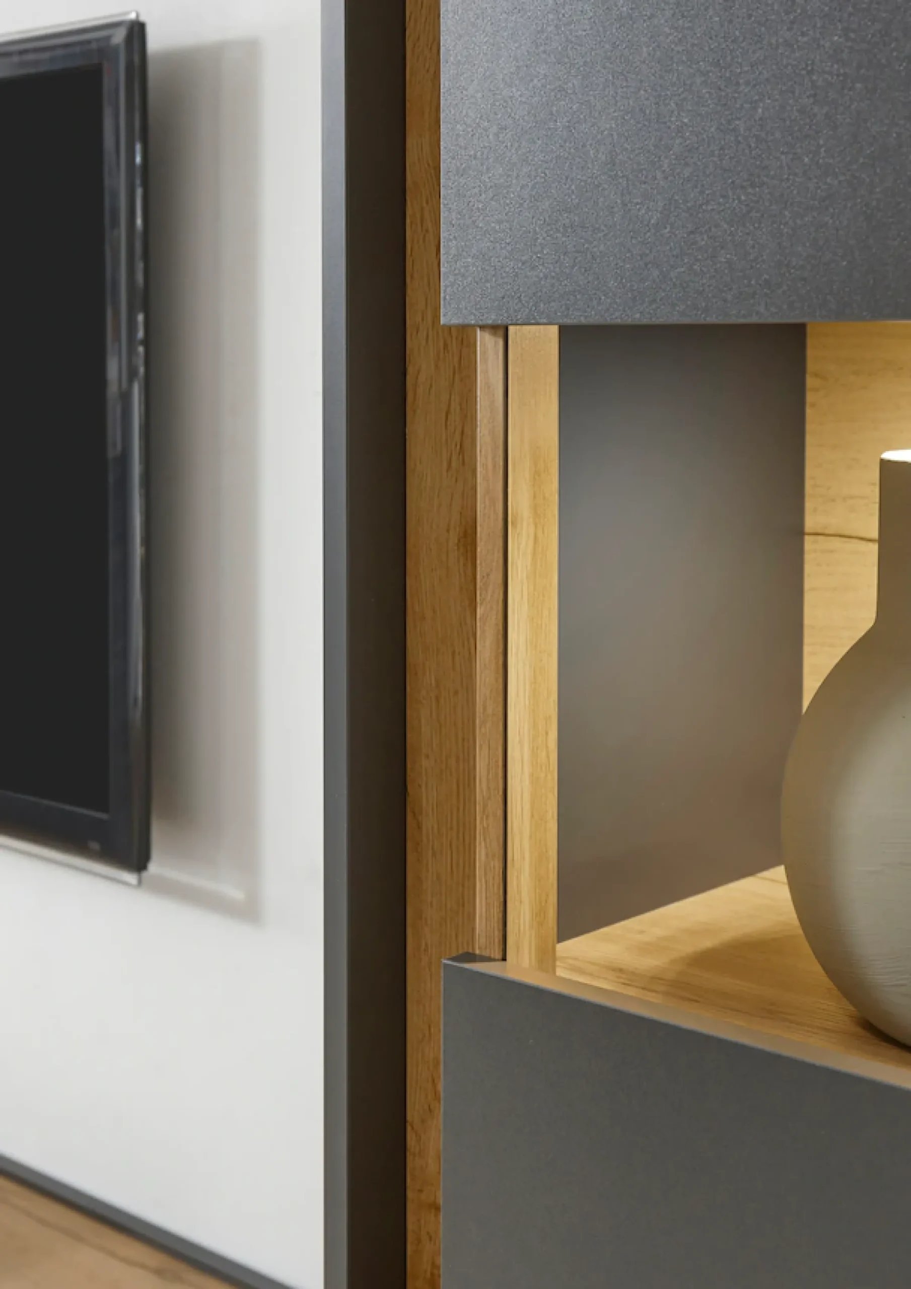 Home affaire Vitrine »City/Giron, moderner Hochschrank, Glasvitrine« zeitlos, modern, ausreichend Stauraum, vielseitig einsetzbar