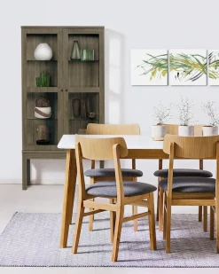 Home affaire Vitrine Holzfurnier aus Eiche, Griffe und Füße aus massiver Eiche, FSC®