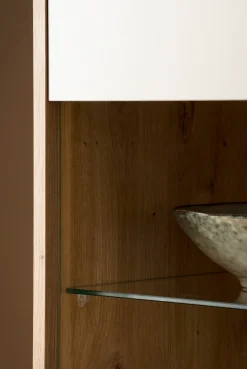 Home affaire Vitrine »Sonora, moderne Glasvitrine, Stauraumelement, Schrank« filigrane Rahmenoptik, ausreichend Stauraum, vielseitig einsetzbar