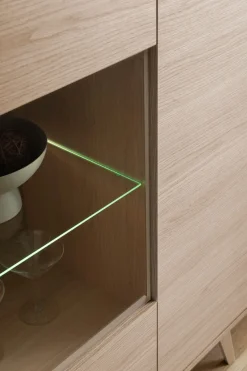 Home affaire Vitrine »Torsby, moderne Glasvitrine, Stauraumelement, Schrank« abgerundete Ecken, ausreichend Stauraum, vielseitig einsetzbar