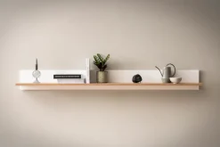 Home affaire Wandboard »Salerno, modernes Wandregal, Wandhalter mit Ablagefläch, 180 cm breit« vielseitig einsetzbares Hängeregal, Weiß mit Eiche Evoke Dekor