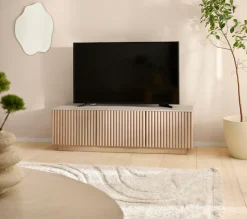 homsy by Ana Johnson TV-Schrank »Solva« Holzoptik aus Esche, geriffelte Front, Keramikplatte, Breite 138 cm