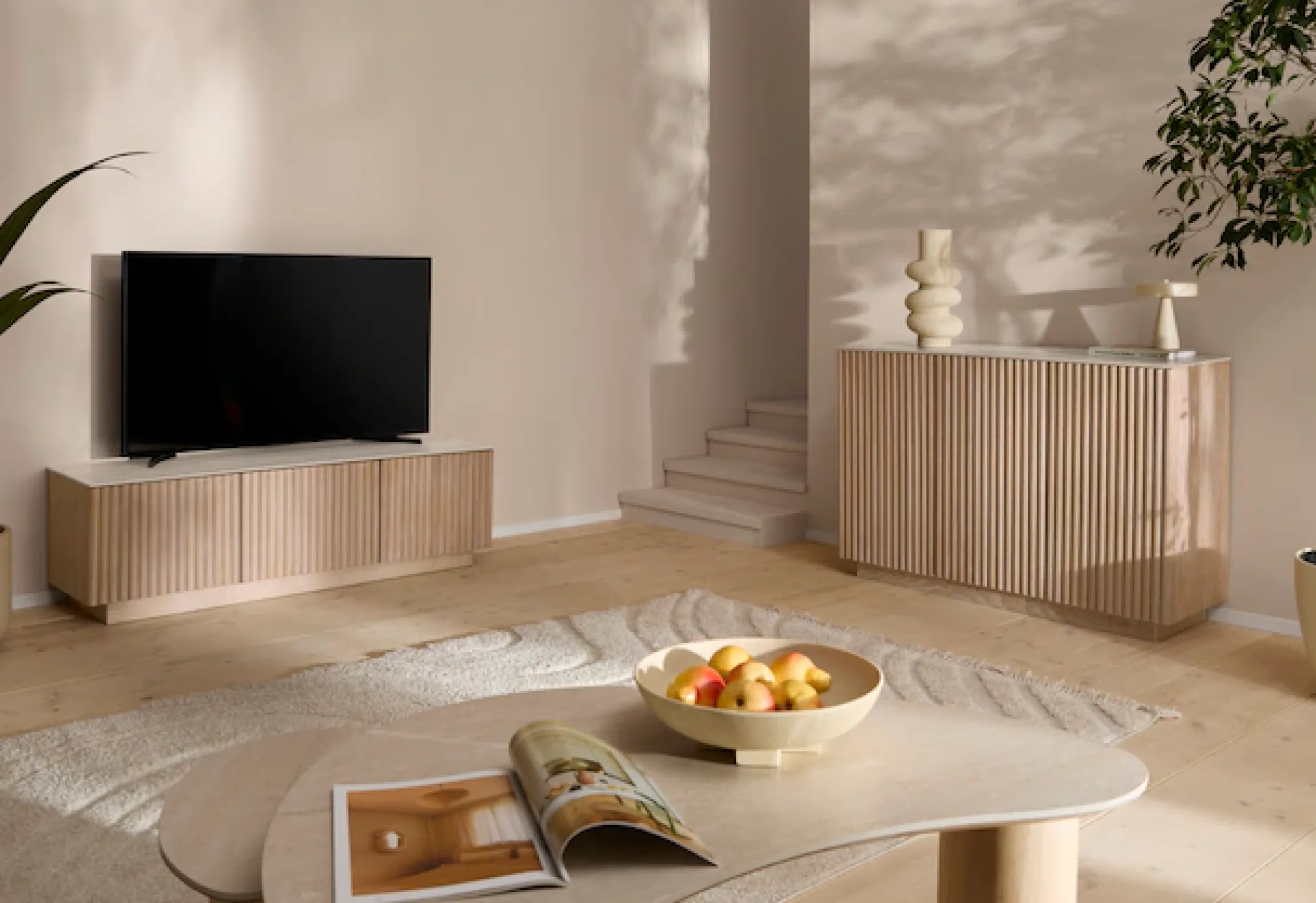 homsy by Ana Johnson TV-Schrank »Solva« Holzoptik aus Esche, geriffelte Front, Keramikplatte, Breite 138 cm