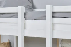 Hoppekids Hochbett »ECO Dream, Kinderbett mit Funktion - Praktisch & flexibel« Unteres Bett nutzbar als Bett oder Sitzgruppe. 90x200